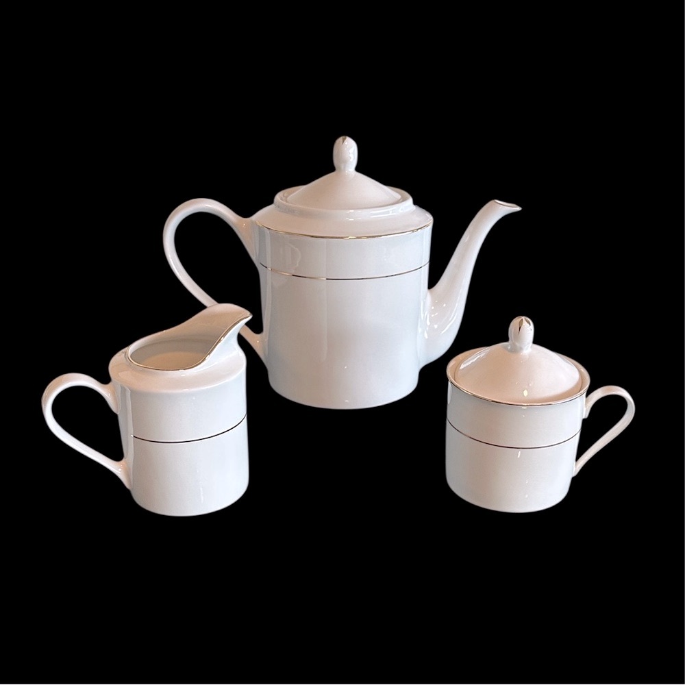Vintage Fairfield Fine China Classic Gold White Porcelain Tea Set w Gold Trim